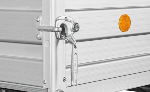 BBBBBB.jpg Gebremster Aluminiumanhänger 2m10 / 1350Kg