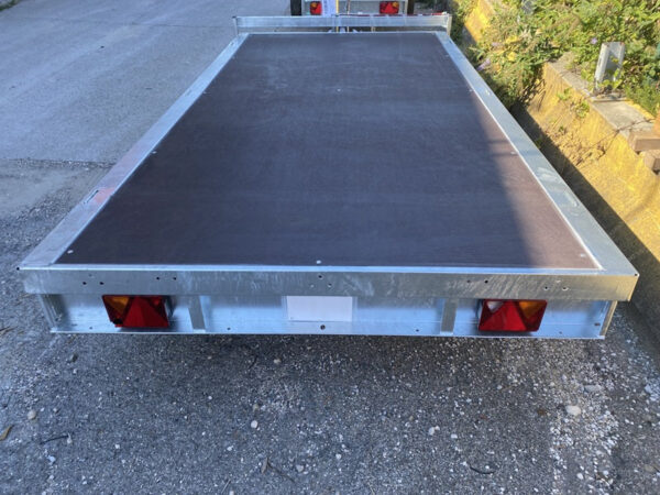 CC_a05e3967-a6f6-4d0a-a96a-5f3f7cc49066.jpg Feste Plattform Lider 33630 355×180 cm 1500 KG PTAC