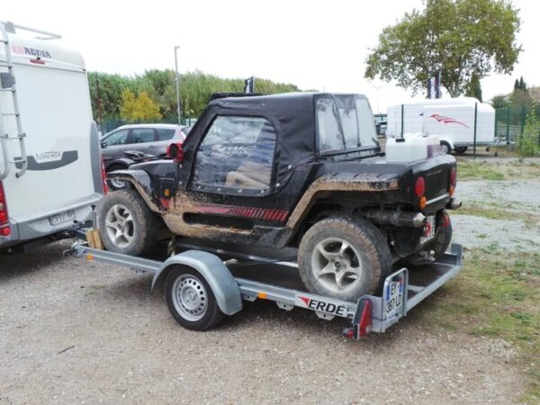 G_1.jpg Kippbare Plattform: 3,00 m x 1,70 m / 750 kg ERDE