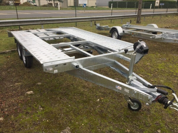 Autoanhänger Ptac 2700 kg neu geliefert mit 2 Jahren Garantie