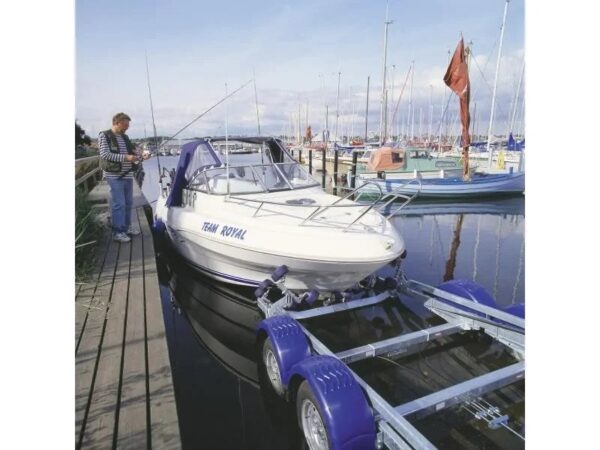 PPP.jpg Bootsträger 24 Fuß / 7 m 2500 kg BRENDERUP