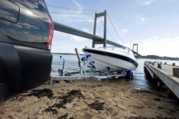 TTTTTTT.jpg BRENDERUP 5m / 16ft Bootsträger