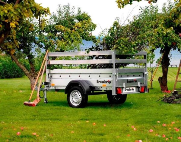 VVVVVVVV.jpg BRENDERUP 2.05 m x 1.28 m 750 kg