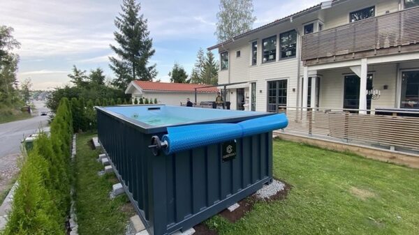 Containerpool 6,2 m x 2,5 m mit Gegenstromanlage, Sportbereich und Spa