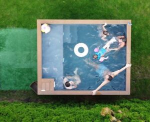 Container-Spa-Pool mit Whirlpool und Komfortpaket 3,0 m x 2,5 m großer