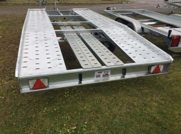 Autoanhänger Ptac 2700 kg neu geliefert mit 2 Jahren Garantie